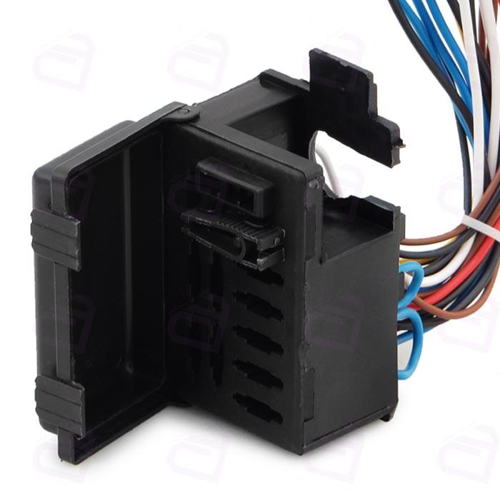 جعبه فیوز پیکان انژکتوری داخل اتاق کد211