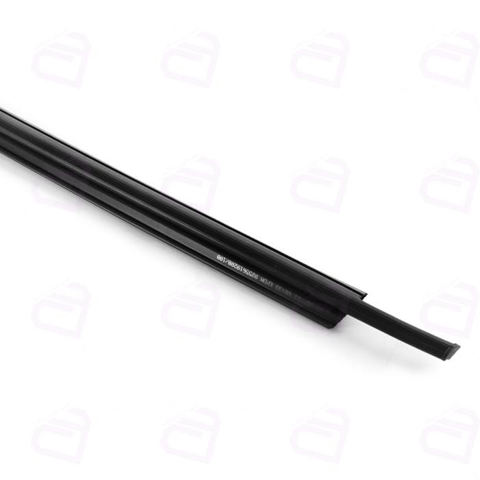 آبگیر شیشه پژو 405 جلو جی آی اس پی 405301