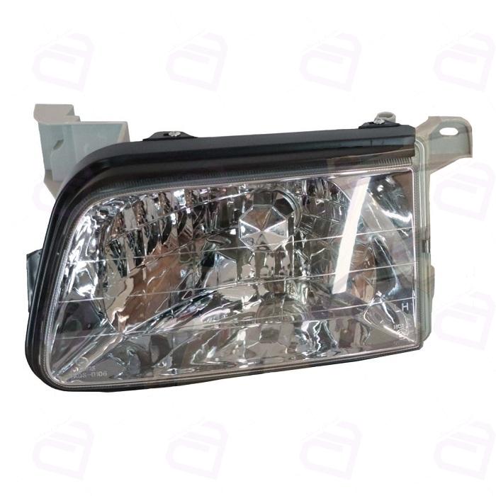 چراغ جلو نیسان شوکا کد0892 (چپ)